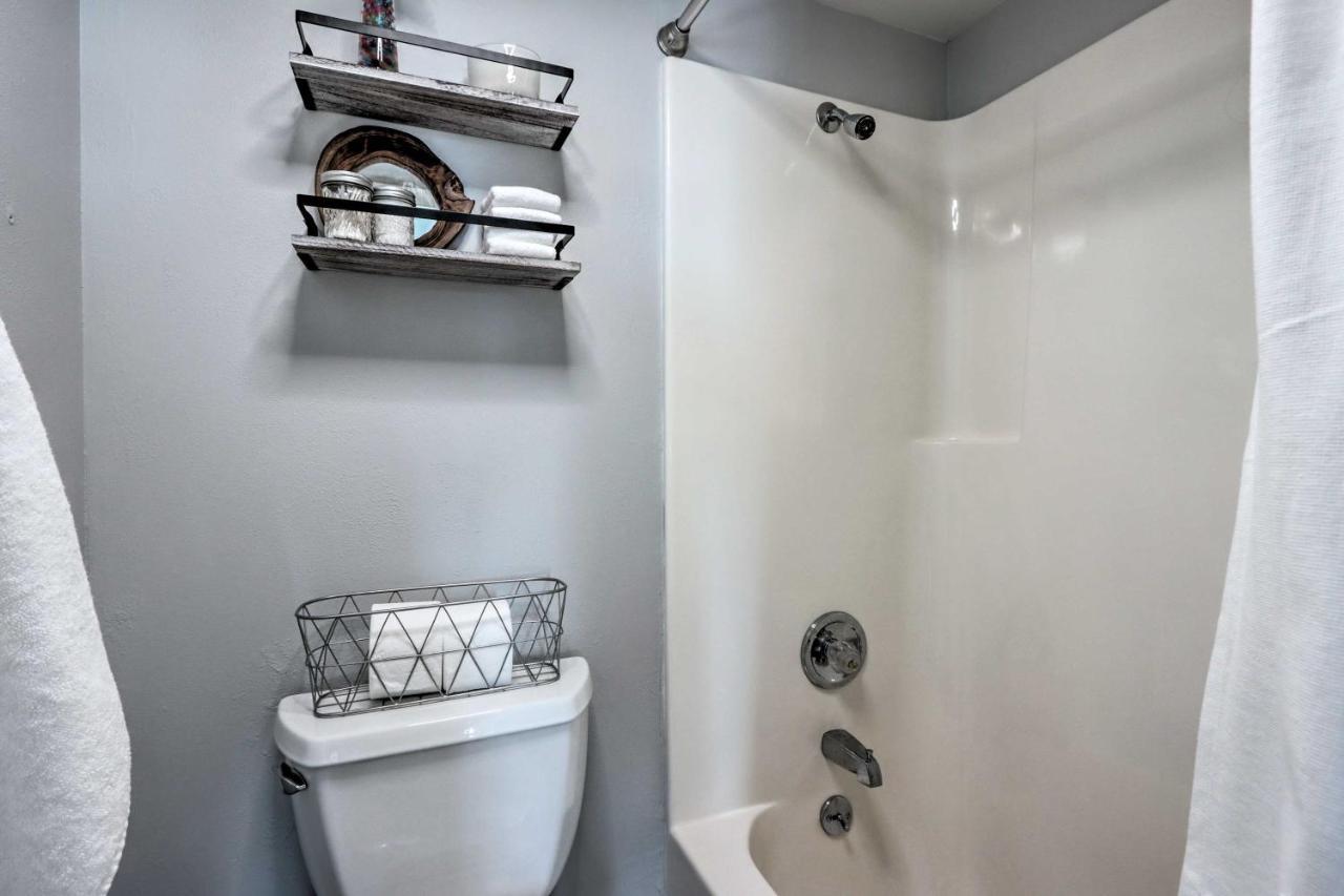 Osage Beach Condo With Pool Access And Lake Views 外观 照片